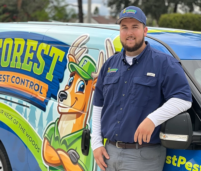 A Forest Pest Control tech, ready to help homes and businesses in Florida